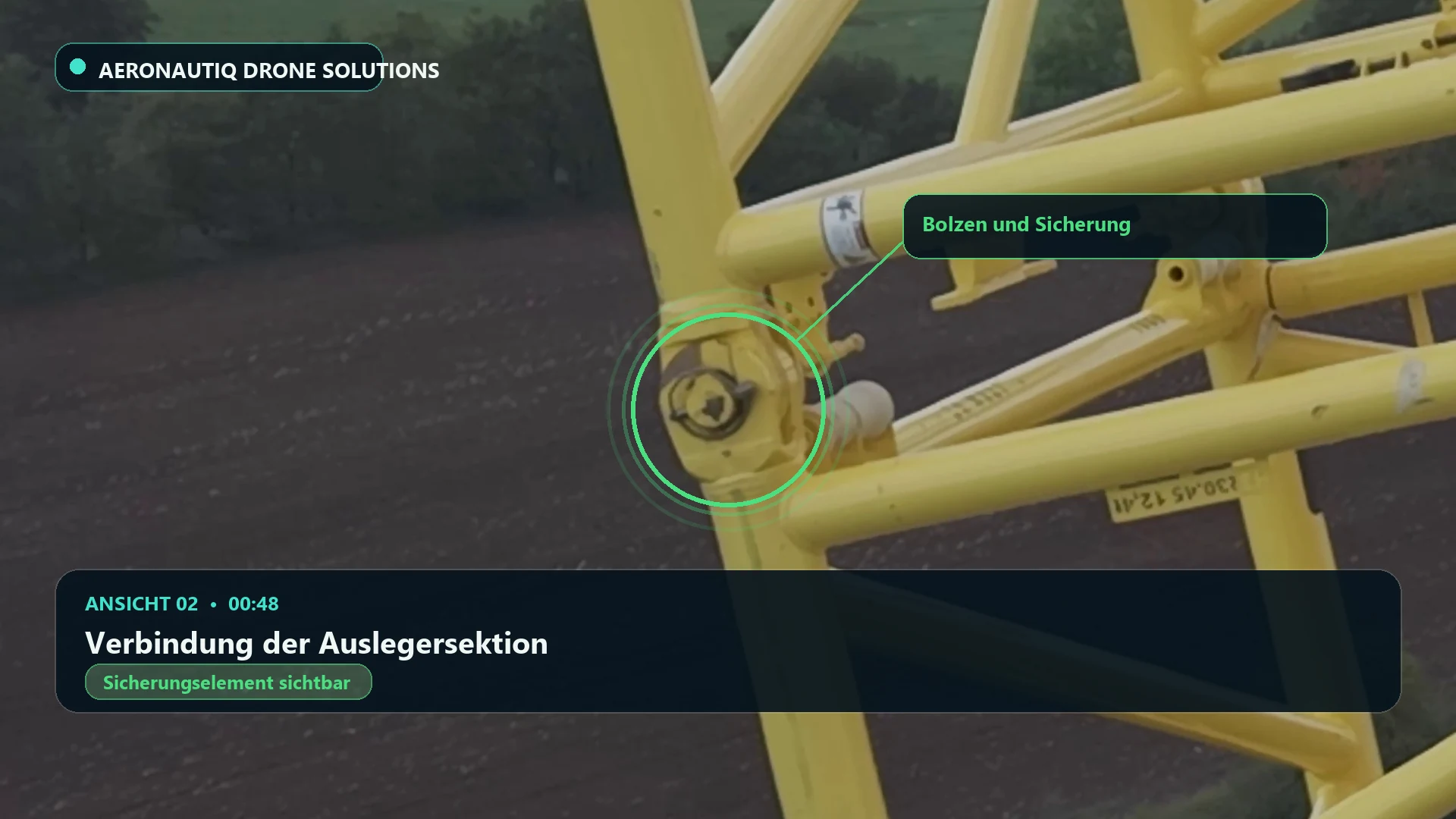 Verbindung der Auslegersektion. Markiertes Bolzenende bei 00:48.